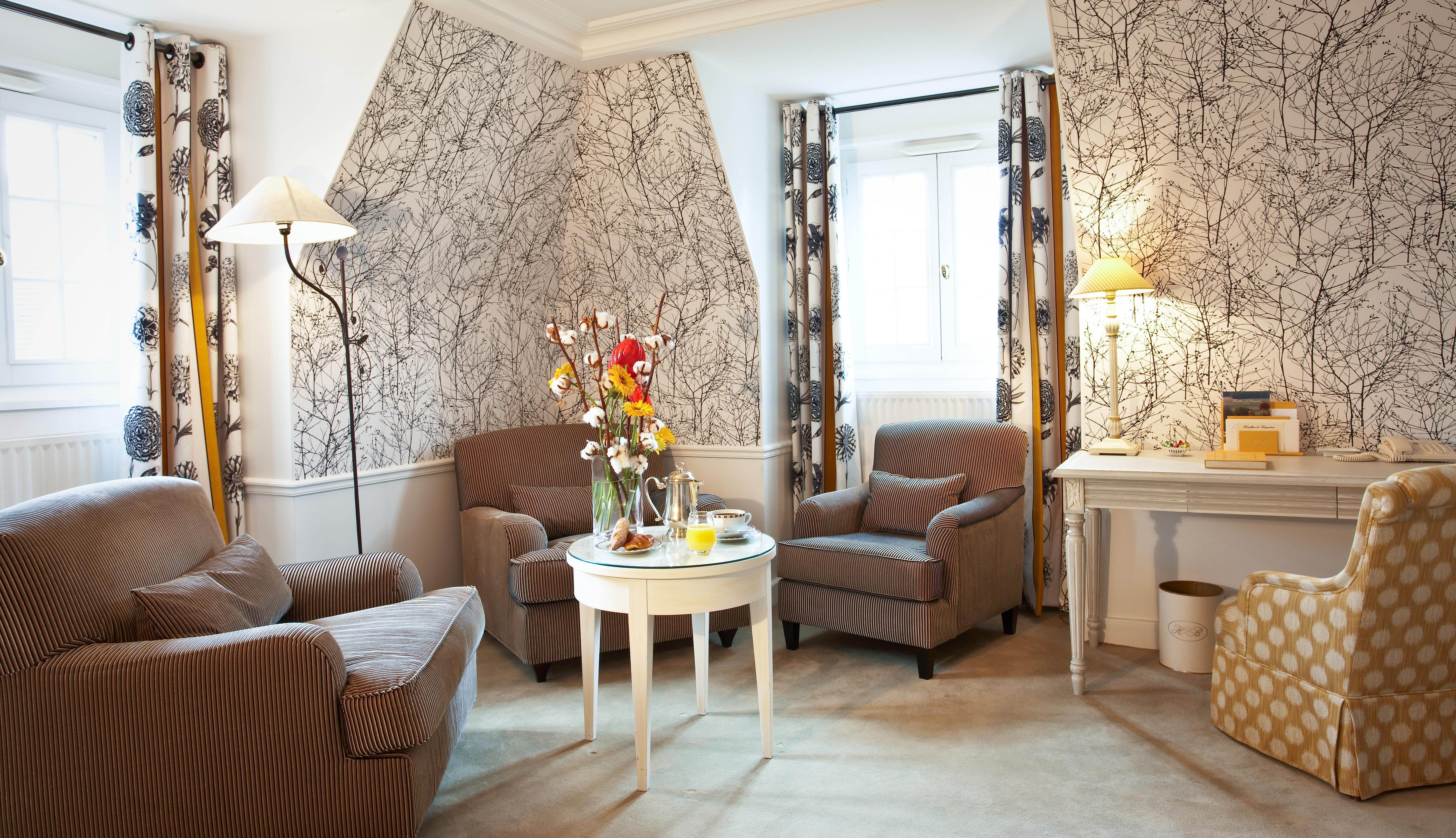 Hostellerie Briqueterie & Spa Champagne Vinay  Buitenkant foto A suite at the hotel